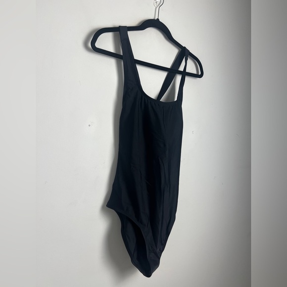 NEW Quince Women's Large Black Italian Cross-Back One-Piece Swimsuit UPF 50 - Picture 6 of 12